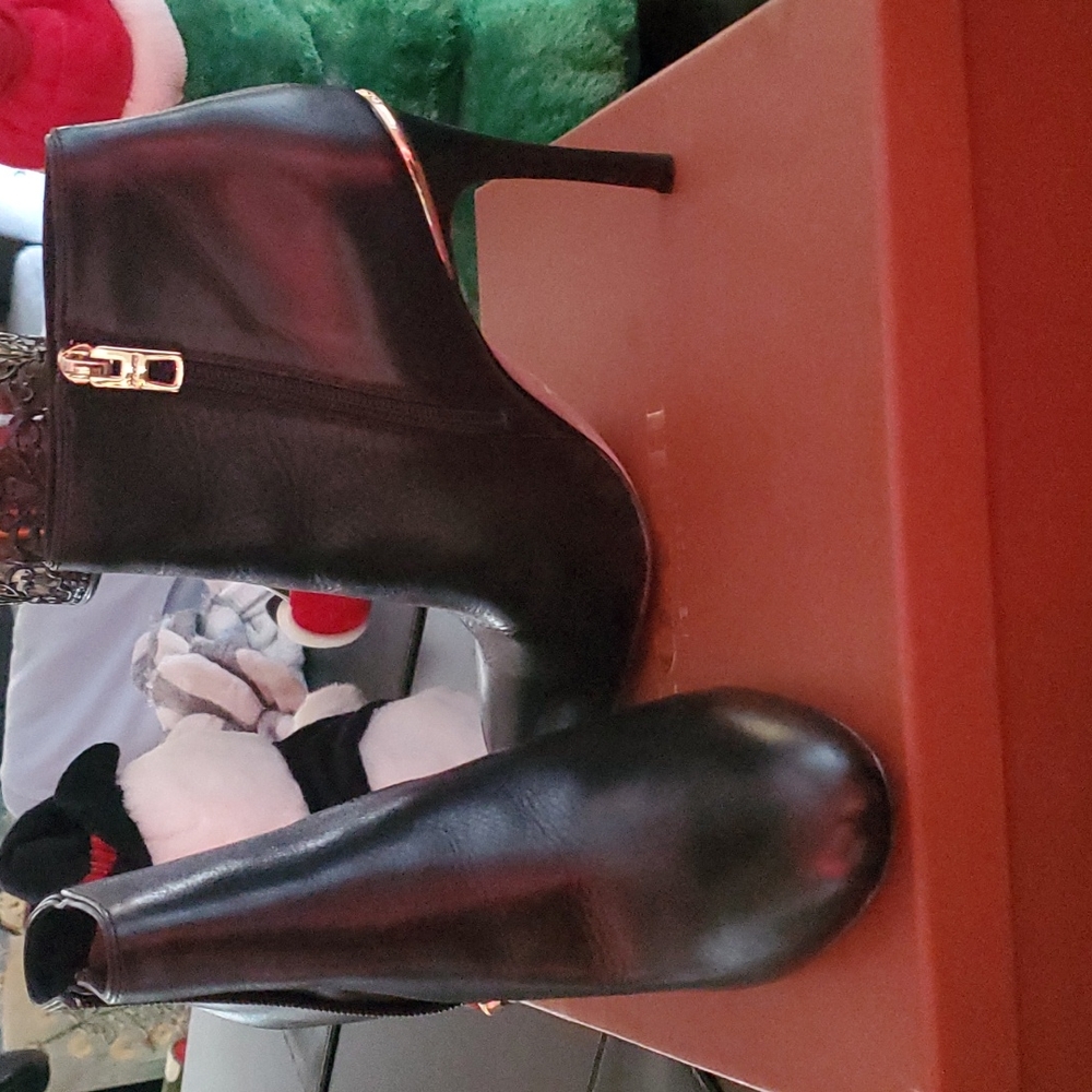 Ankkle Stiletto boots